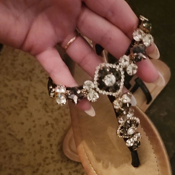 Black and Gold T-Strap Sandals with Embellishments - Picture 2 of 9